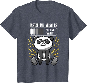 Drôle De Panda Installing Muscles Please Wait Gym Fitness T-Shirt - fitnessterapy