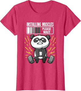 Drôle De Panda Installing Muscles Please Wait Gym Fitness T-Shirt - fitnessterapy