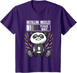 Drôle De Panda Installing Muscles Please Wait Gym Fitness T-Shirt - fitnessterapy