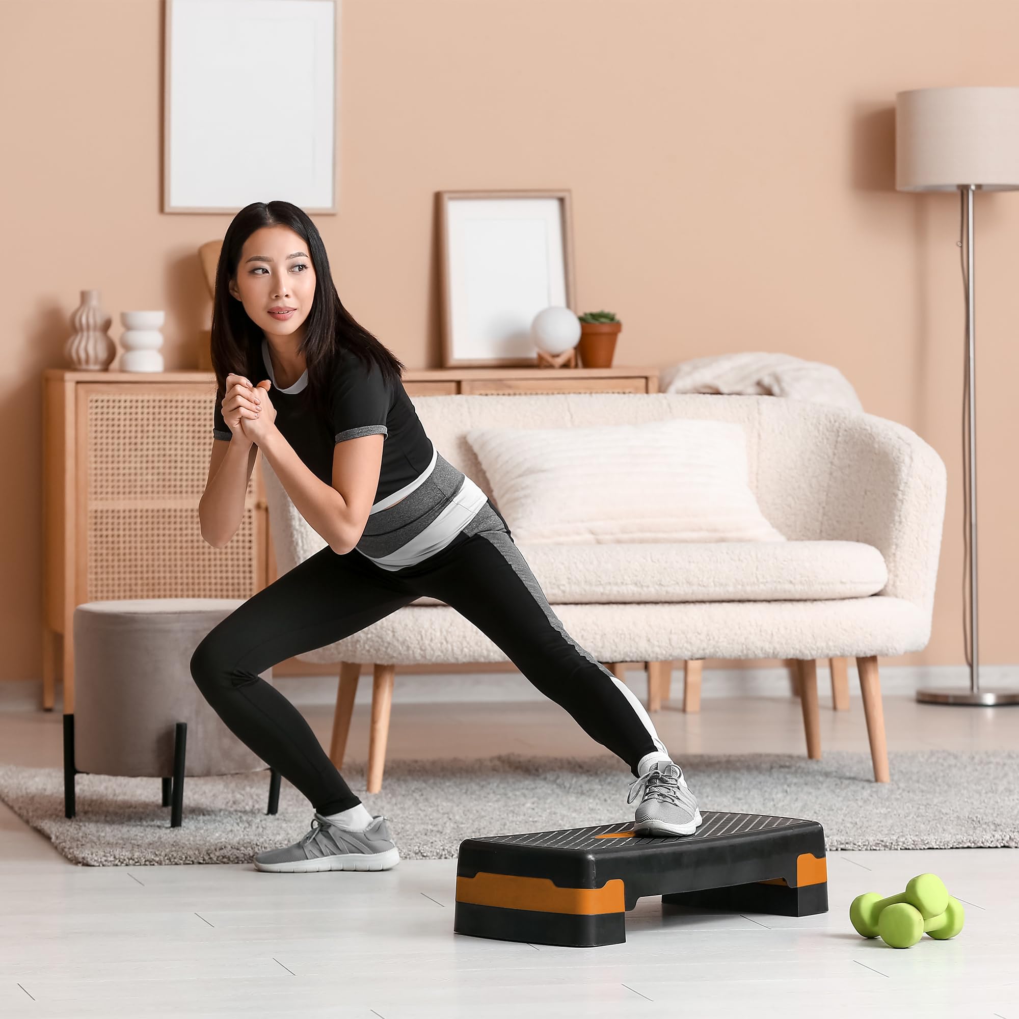 KAYMAN Stepper d'exercice – Stepper de fitness pour la maison et la salle de sport, adapté pour l'aérobic, le cardio, les poids, le yoga, l'entraînement DVD – 2 niveaux de hauteur réglables (10,15 cm) - fitnessterapy